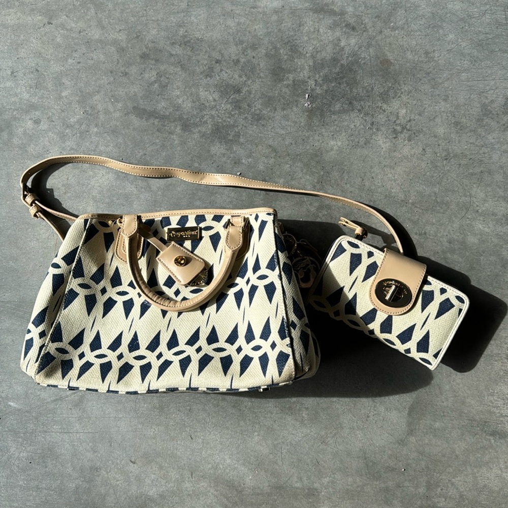 Spartina 449 handbag/crossbody with matching wallet